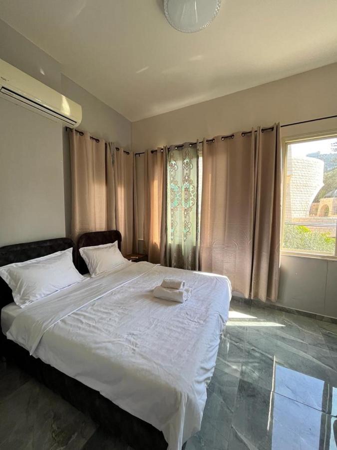 Diamond Studio Apartment - Haifa Buitenkant foto