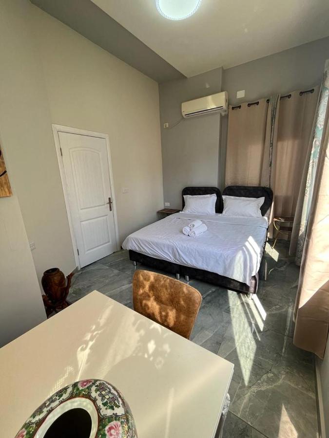 Diamond Studio Apartment - Haifa Buitenkant foto